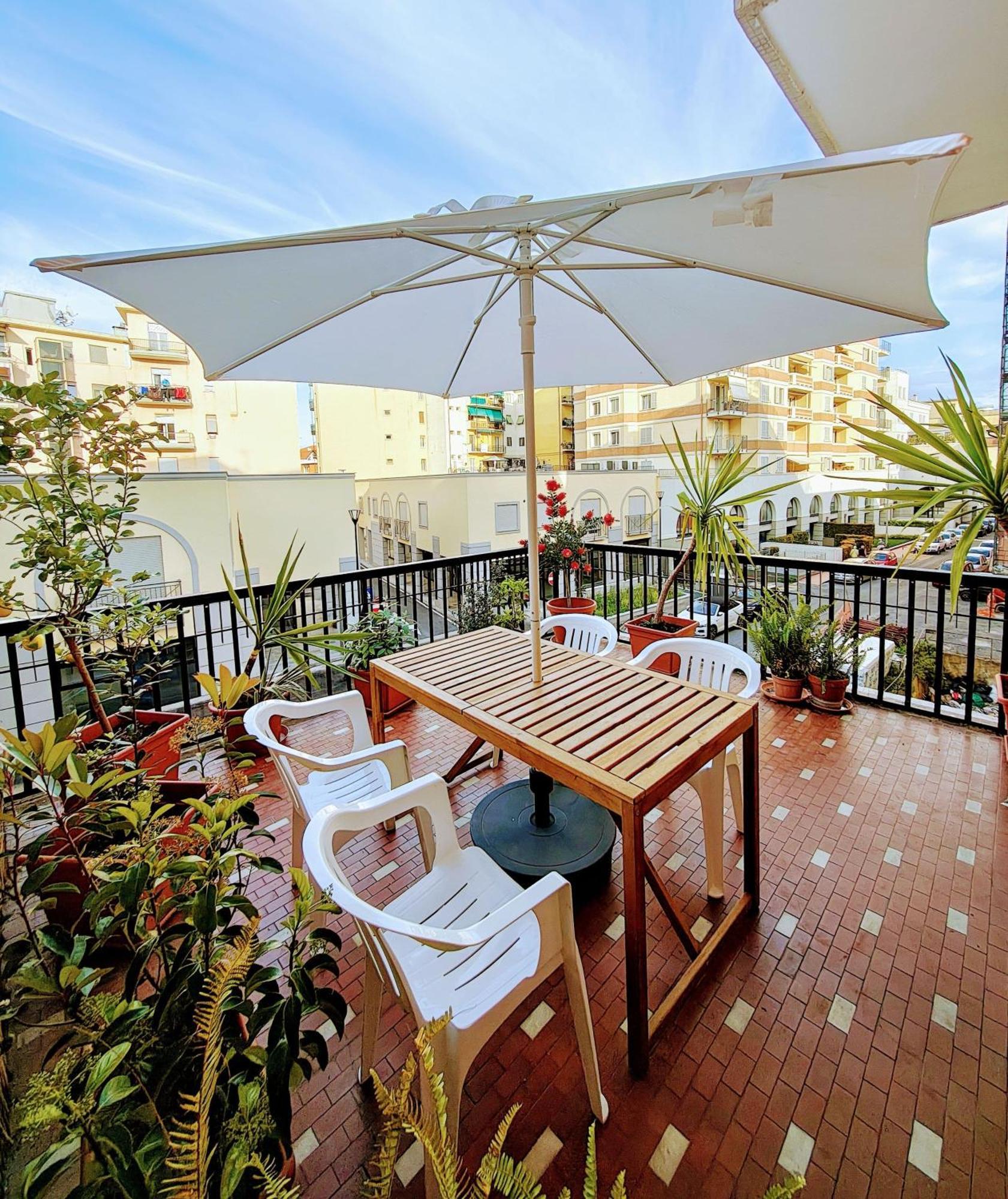 Foce24 - City Garden - Imperia Esterno foto